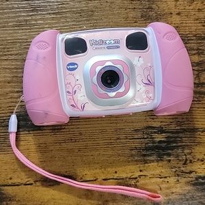 Pink kidizoom camera